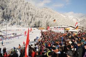 norvegia e svizzera sorridono a hochfilzen