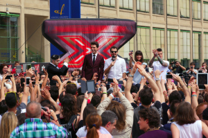 x-factor-8-morgan-mika-victoria-fedez-cattelan-2