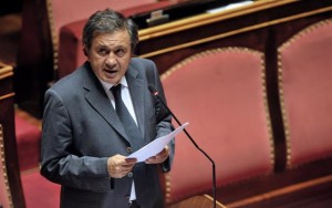 Il Sen. Antonio Azzollini, presidente commissione bilancio e amministratore della Casa Divina Provvidenza
