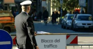 Blocco auto 2